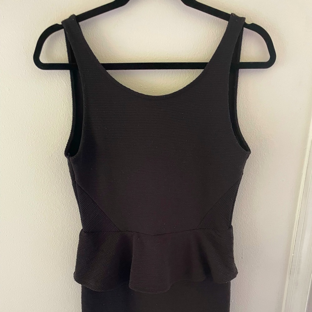 Lowered! 💥 Women’s H&M Divided Wide-Strap Black Dress (open back LBD)